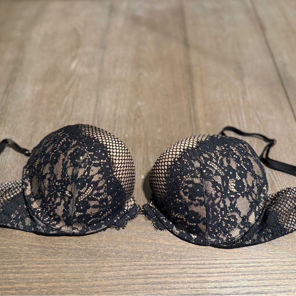 Victoria's Secret Very Sexy Push Up Black Lace Bra